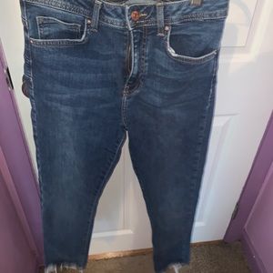 Forever 21 push up jeans with frayed bottoms